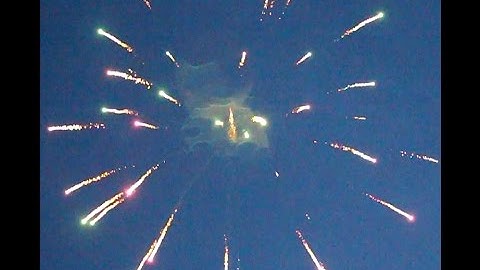 Homemade firework: two 1lb bp rockets(3" inch shells)colour compilation