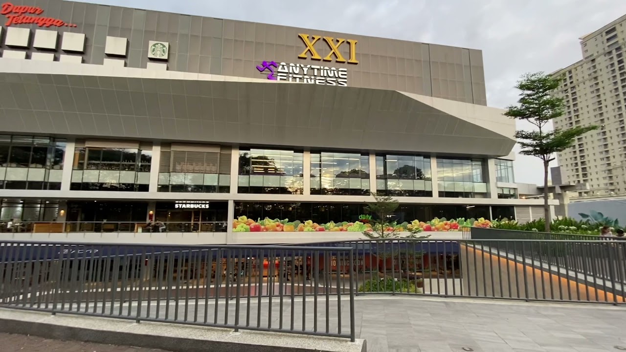 Suasana Taman Belakang Mall Citra Xperience Kemayoran Jakarta Pusat