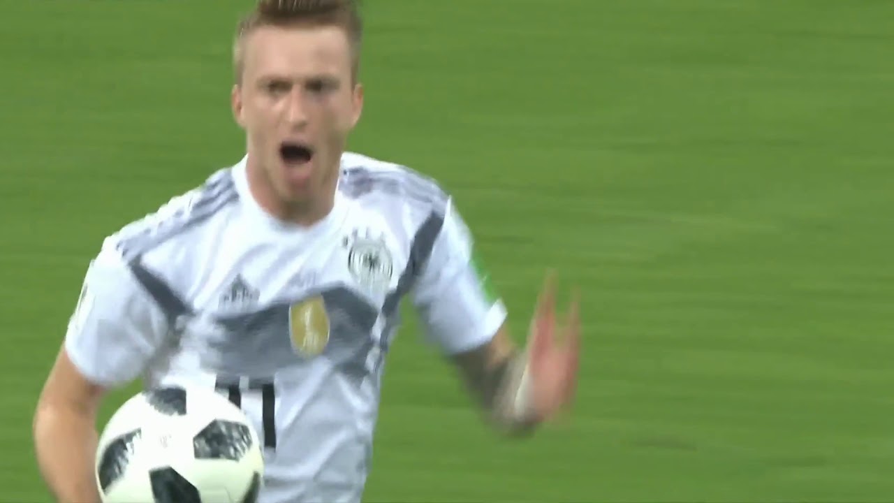 歴代 マルコ ロイスのクラブ ドイツ代表での背番号は 週末世界のfootbool