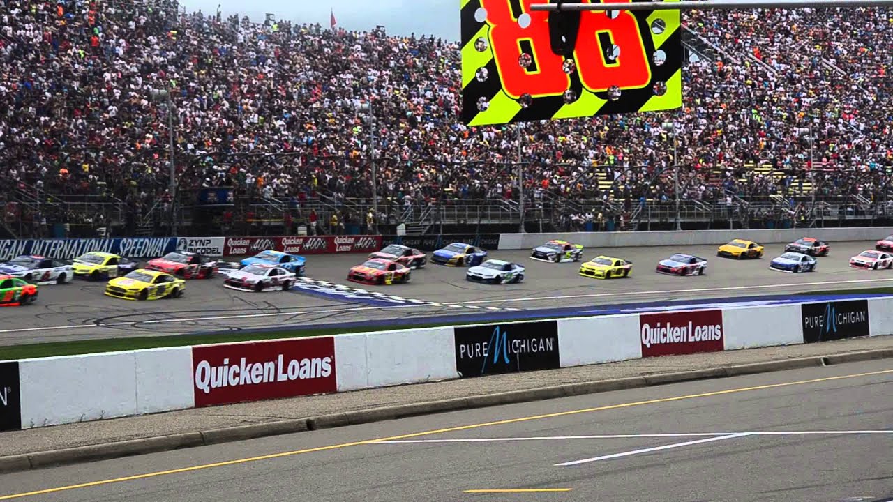 First lap from the pits! 