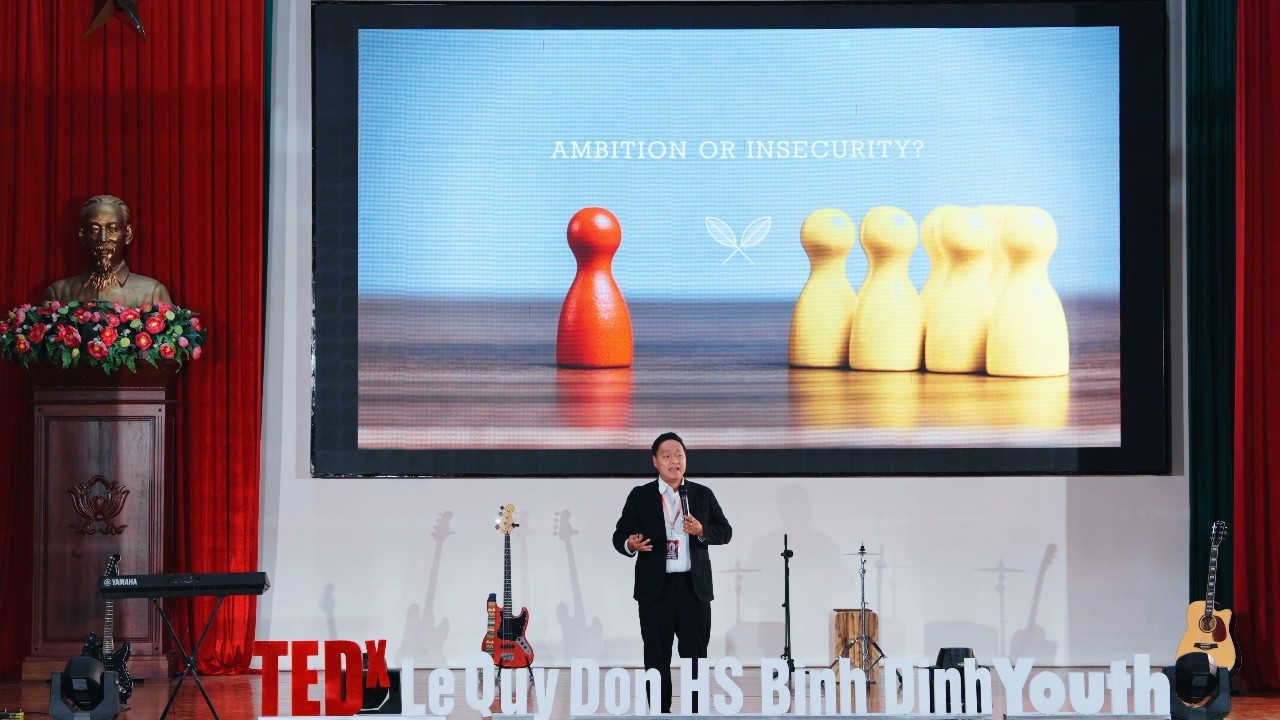 Every Move Rewires You | Hoang Nhat Minh Khuu | TEDxLe Quy Don HS Binh Dinh
