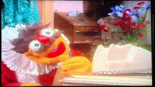 The Muppet Show: Dressing Room Moment with Senor Wences