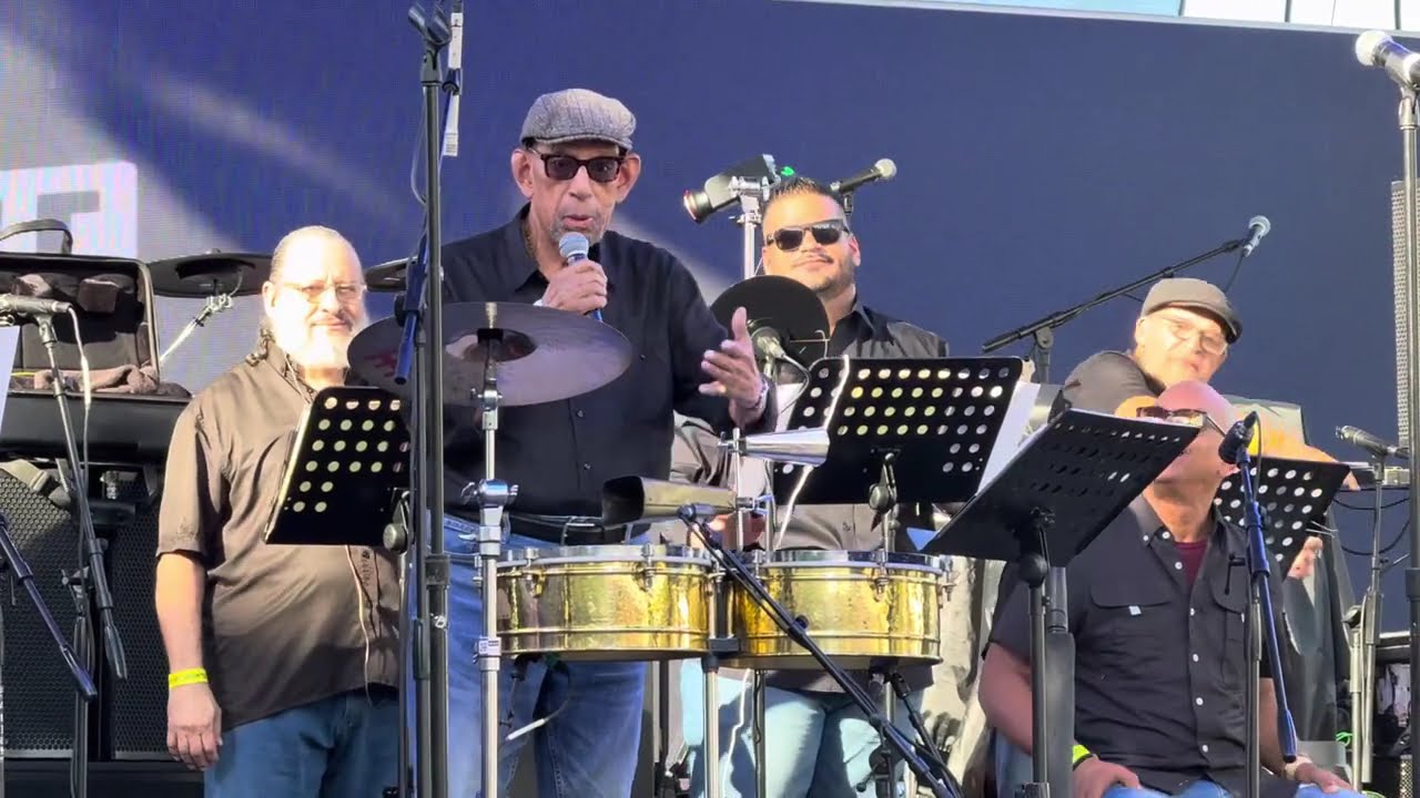 El Maestro Willie Rosario ~ Las Fiestas De La Calle San Sebastián