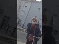 4 yaşındaki Zeynep sokakta video cekerse🤣