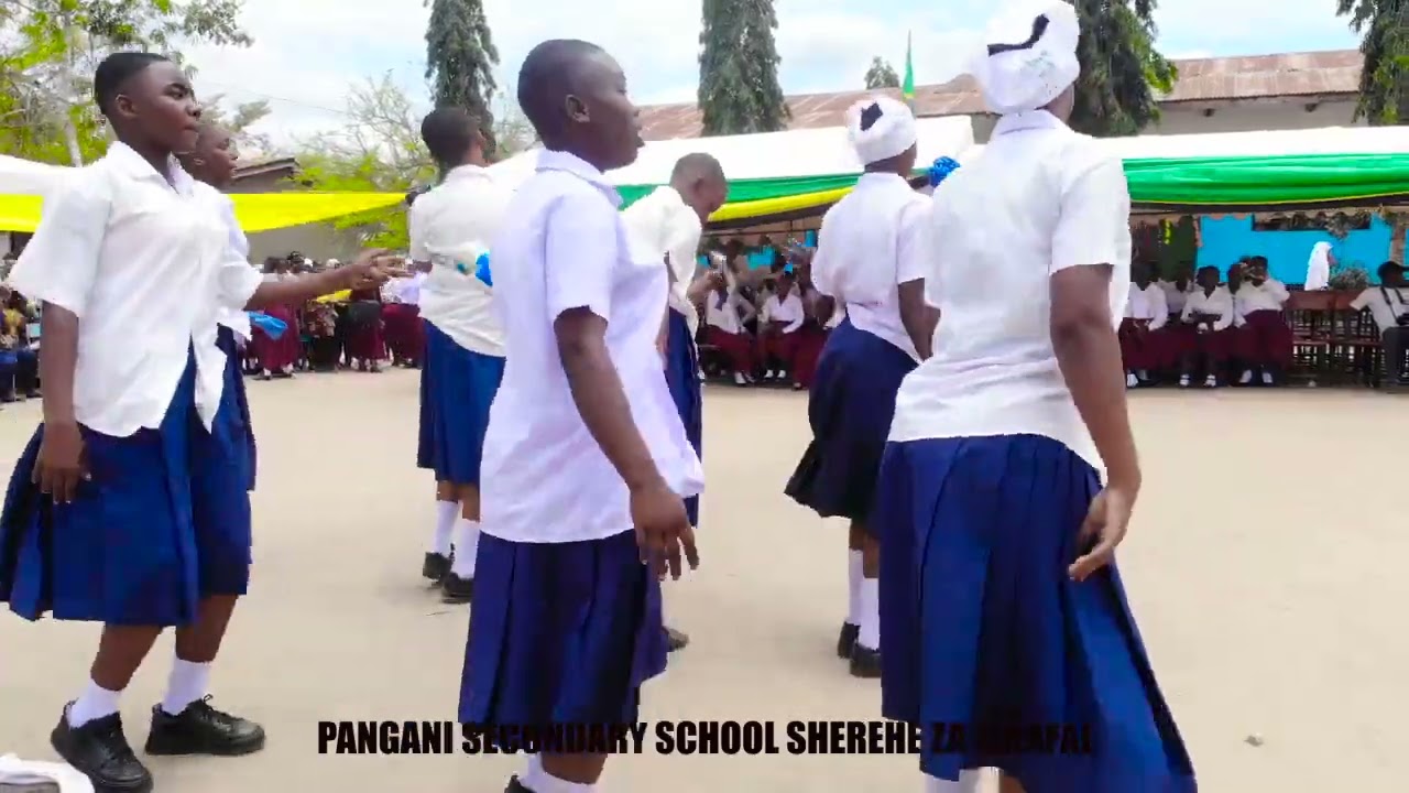 Pangani secondary school waonyesha ufundi wao