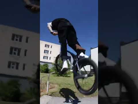 Видео: 2pegs to 360 barspin 