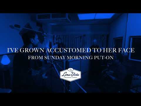 Putar I’ve Grown Accustomed to Her Face - Andrew Bird