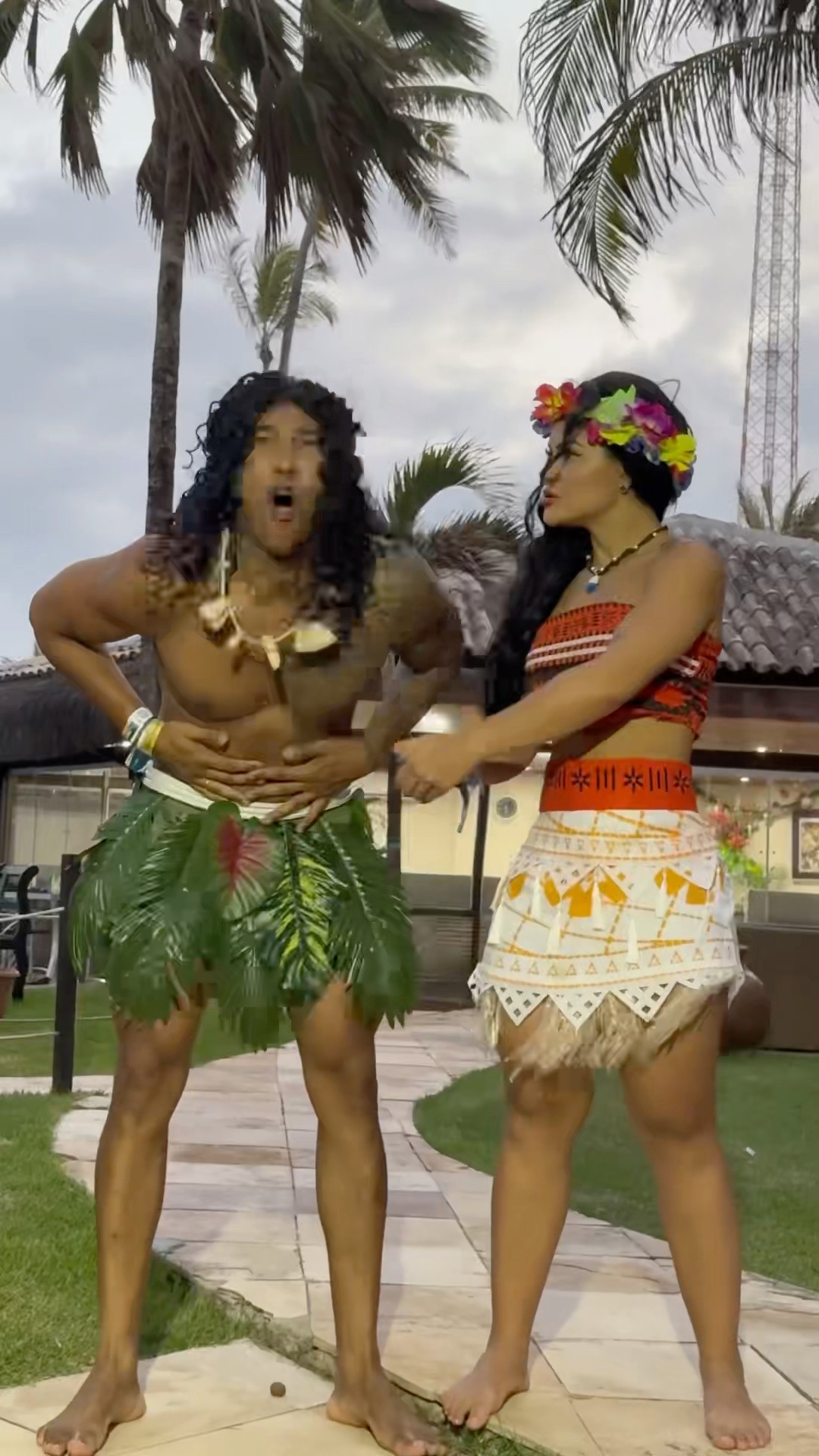 Quem é mais forte MAUI ou MOANA?​⁠@mayca.brasil #challenge #moana #maui #funny #apollosant #short