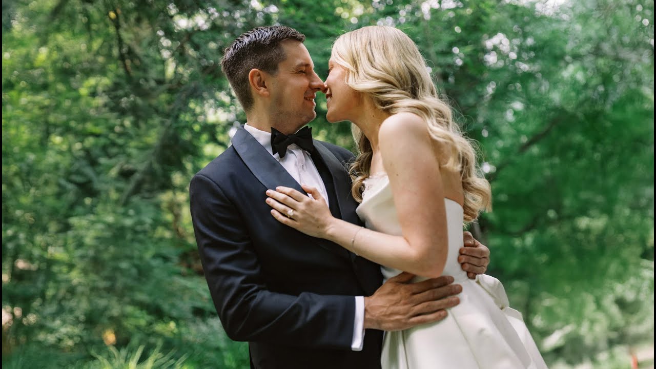 Muskoka Luxury Wedding Meets Camp Vibes | Sherwood Inn Wedding Trailer