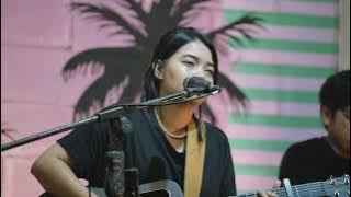 INGIN HILANG INGATAN - ROCKET ROCKERS | LIA MAGDALENA #LIVE #BENTOKOPI