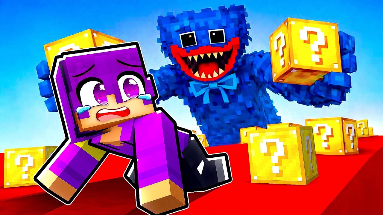 Playing a Huggy Wuggy Lucky Block Race in Minecraft