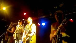 Hayseed Dixie In Bootleggers Kendal - Poison