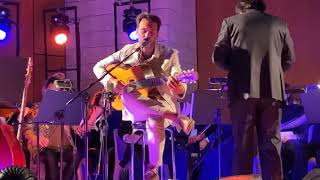 Roge & Orchestra Magna Grecia: Amor à Favela by Arlindo Cruz, Roge