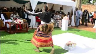 Baloteri dancing Gwoyendha by Roo ya simba
