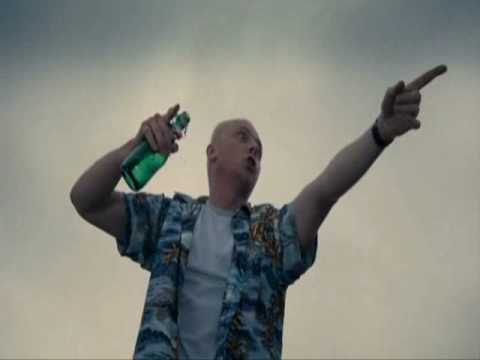 How to Lose Friends System - Inghilterra Canzone