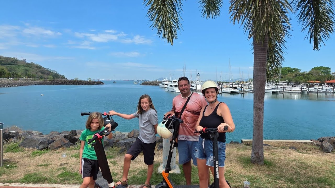 ⁣Explore Panama 🇵🇦 with us! *sailing family edition