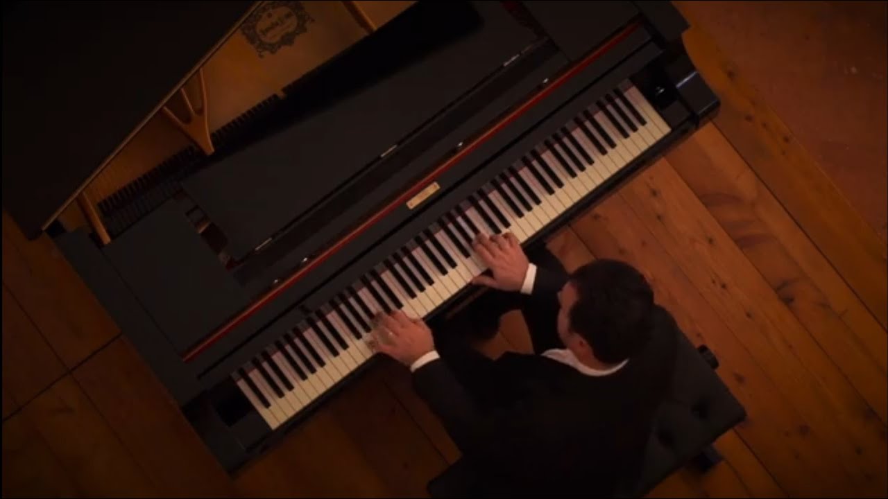 Roberto Giordano plays Beethoven Piano Sonata No.31 in A flat Major, Op.110