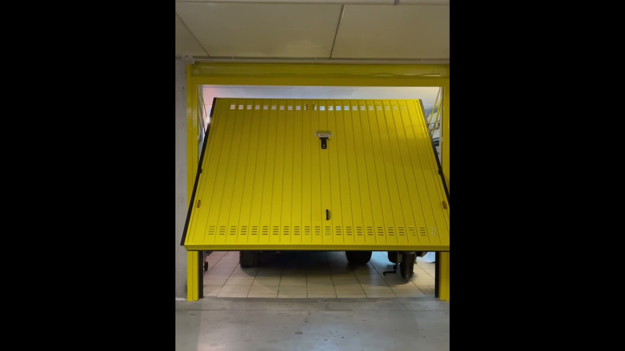 PORTE PER BOX E GARAGE BASCULANTI FERPORT