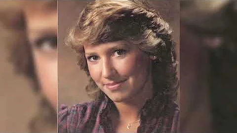 Leslie Lowe -- Strong Women