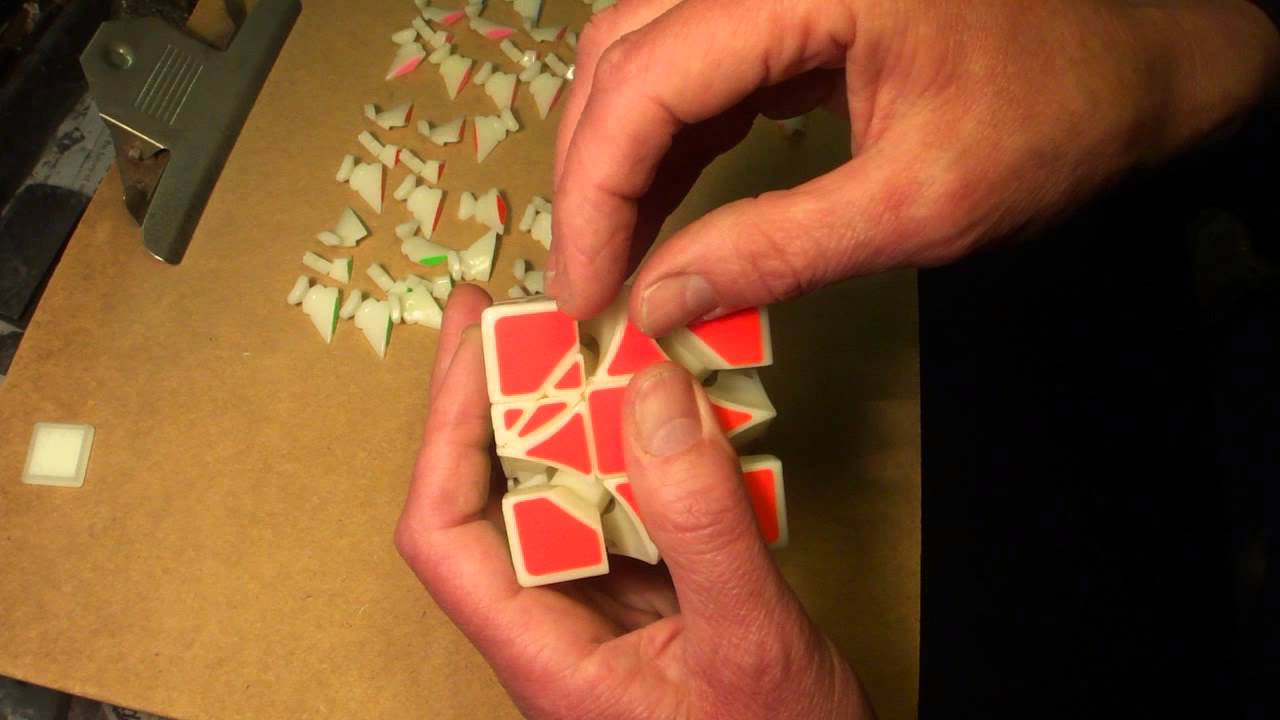 赤と黄色のTOGETHER IN HARMONY Dreidel 3x3x3 Mechansim Revealed & Assembly Tutorial (Puzzle by