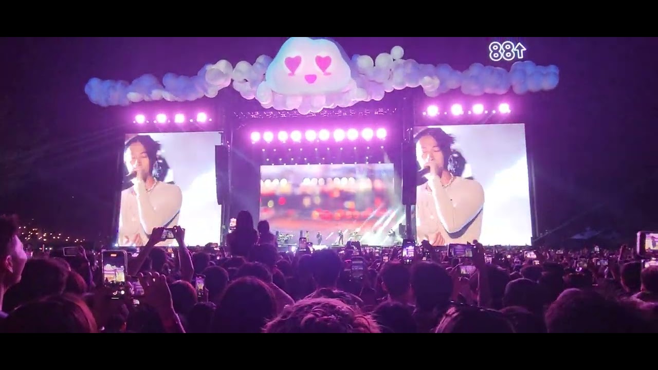 keshi 2 soon Head in The Clouds 2022 Day 1 8/20 YouTube