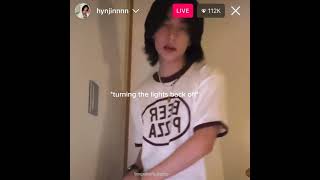 hyunjin accidentally turned the lights on😂 #hyunjin #straykids #fyp