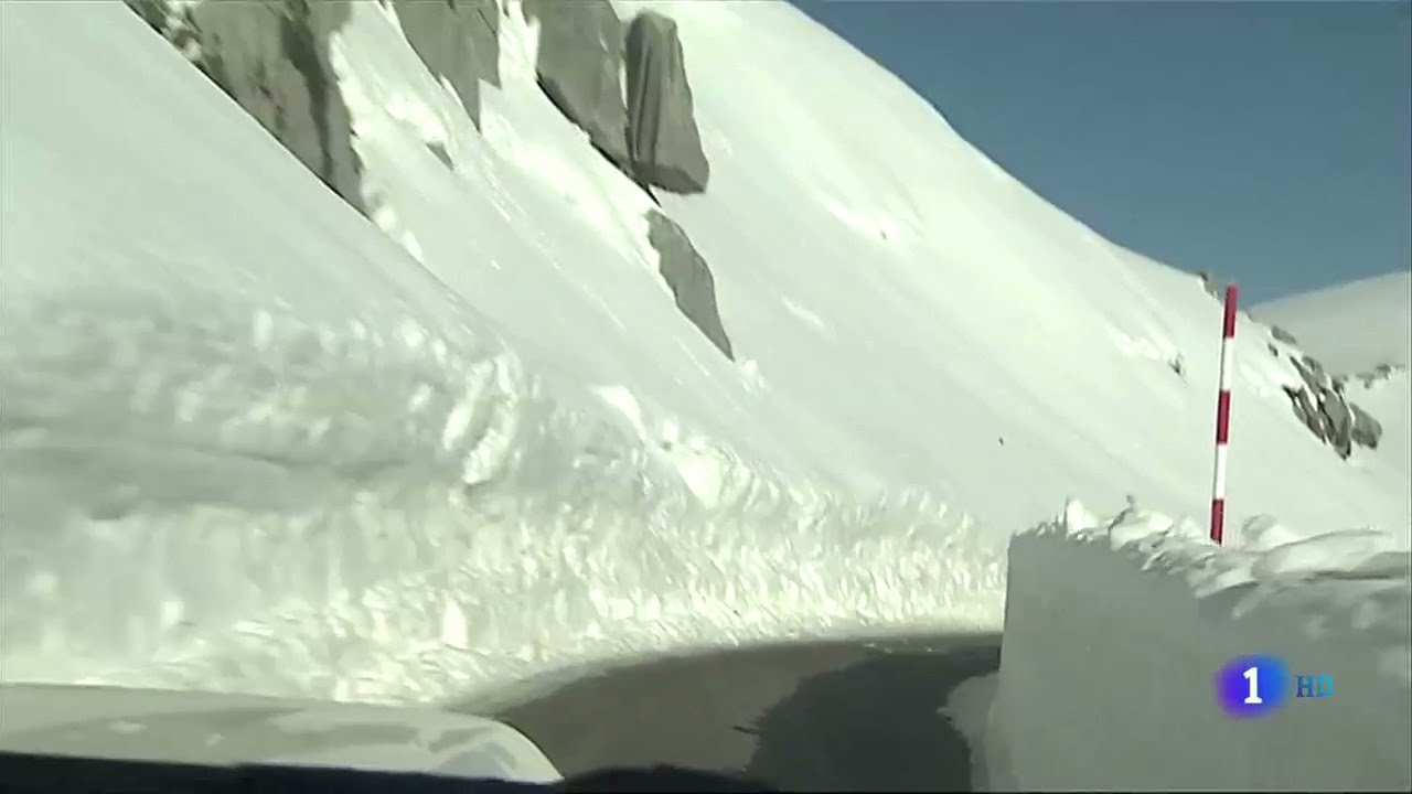 Incomunicados por la nieve en Tresviso - Cantabria