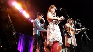 The Carrivick Sisters - Lazy John