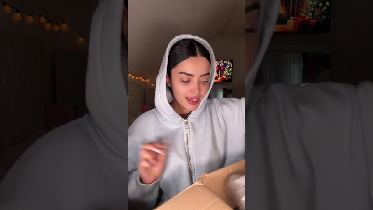 Faleminderit per dhuraten ✨✨ @sumejacosmetics #anisaveseli #foryoupage #viral #fyp #makeuptutorial