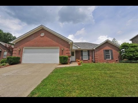 1722 Sterling Oaks Dr, Sellersburg, IN home video tour