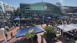 Oakland holds own A's Fan Fest to show support for team