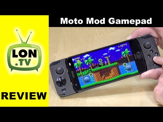 Moto GamePad adds a snap-on game controller to the Moto Z - CNET