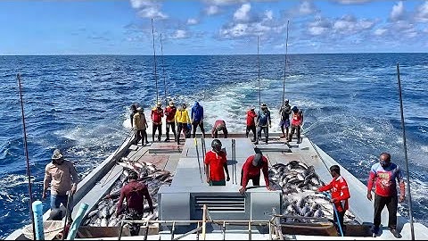 SMASHING Them on the Pole! (Non-Stop Action)