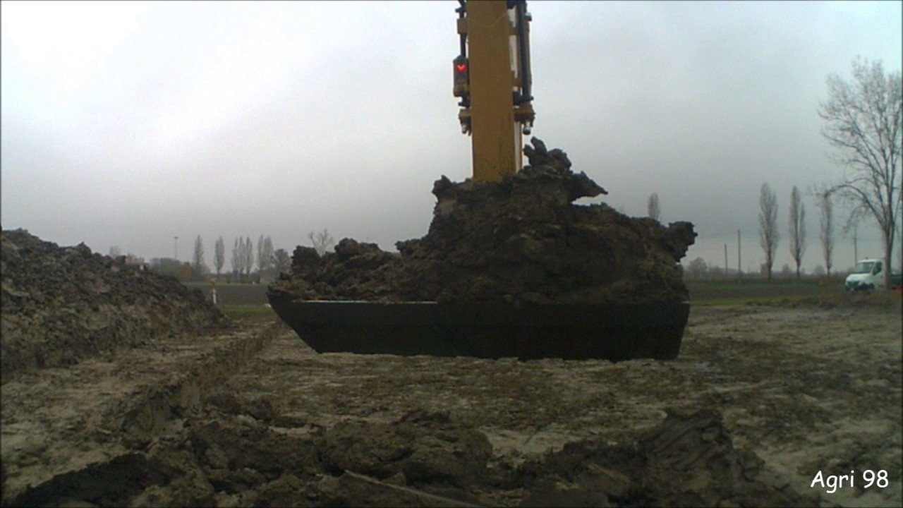 Sbancamento per realizzazione piazzale VIDEO PREVIEW