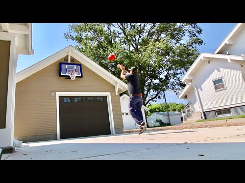 TDW 1871 - Playing Basketball at Johnny Carson's House
