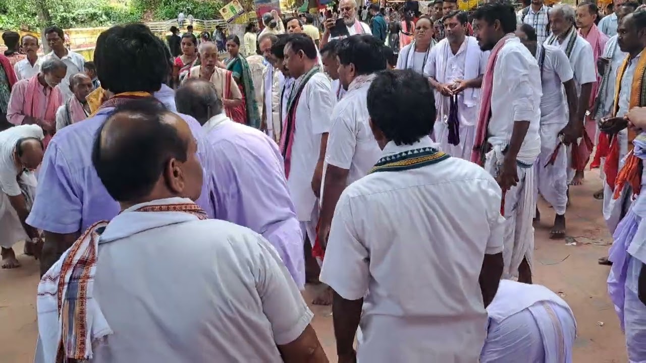 Ek bar bolo re bolo re... Kirtan at HARISHANKAR