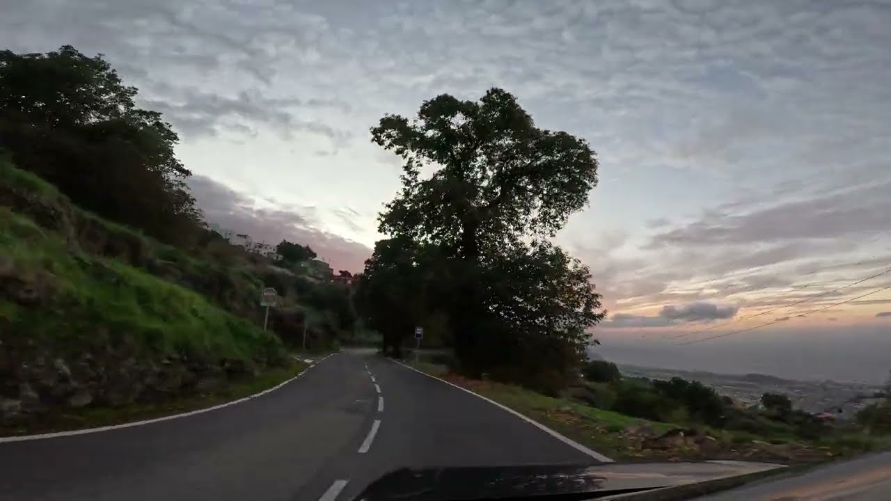 Sonido de calle, ruidos de la ciudad, autos, trafico rutas en COCHE por ESPAÑA