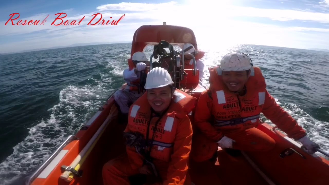 RESCUE BOAT DRILL - YouTube