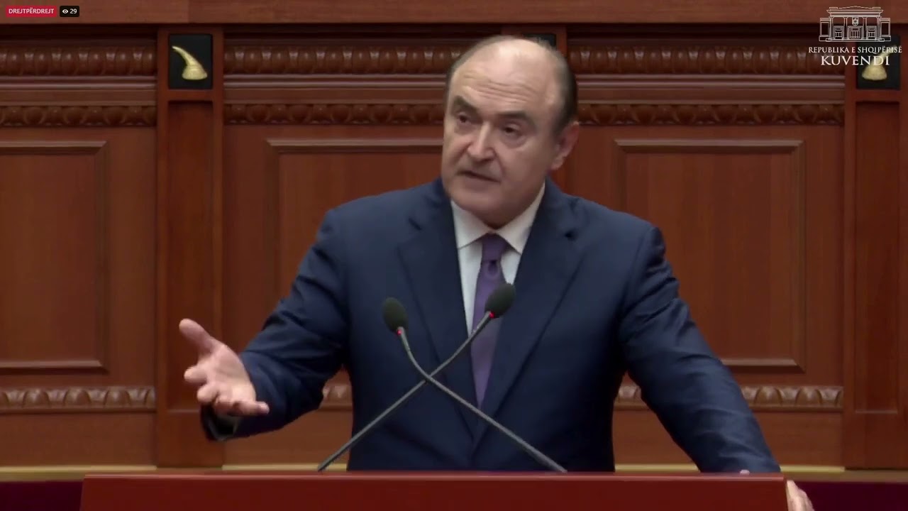 Top Channel/ Haxhinasto: Rrugët tona si në pasluftë, si akset për karroca të kohës së Romës