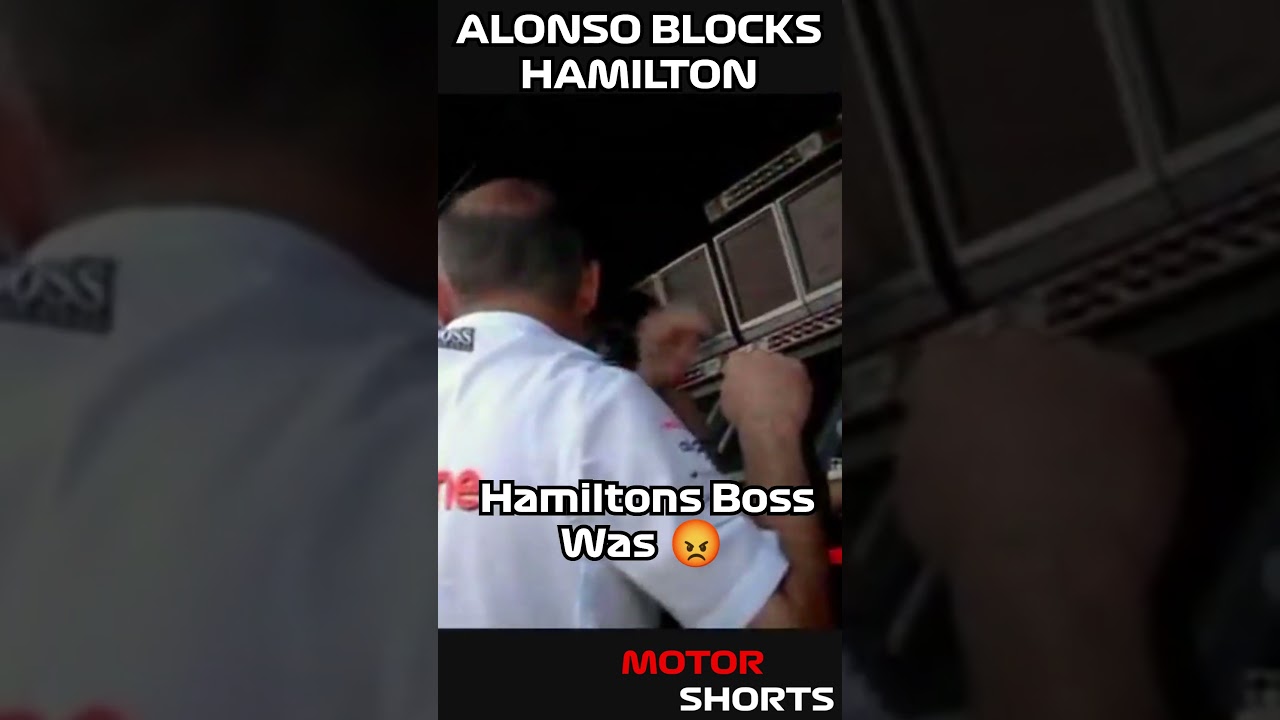 Lewis Hamilton Blocked By Fernando Alonso In The Pitlane😡!