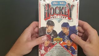 1991-92 Upper Deck Lo Series Hockey Rip | Chase the Hull Auto