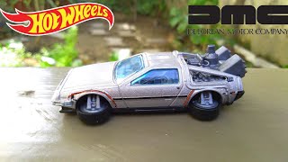 Delorean DMC-12 Back to the Future  - 1/64 Scale Alloy Diecast Model Car - HotWheelsCollectors