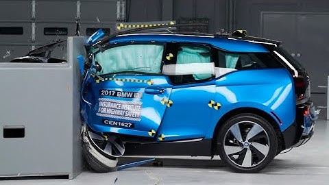 2017 BMW i3 IIHS Driver Side Small Overlap Frontal Crash Test (Extended Footage)