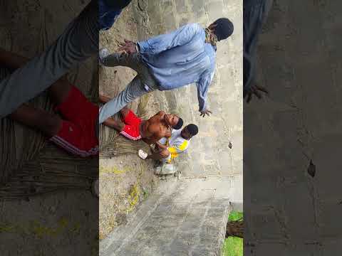 KIJANA APATA KIPIGO BAANA KUKAMATWA KWENYE UGONI