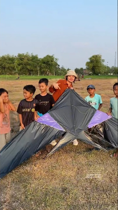 Cotek sayap panjang punya bocil