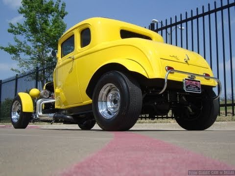 Deuce Coupe American Graffiti Tribute Hot Rod ACTION