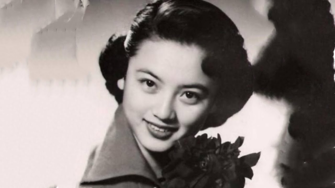 撞脸高圆圆 绝色女演员石慧20岁嫁帅哥被娇宠66年 她的女儿竟是港剧熟脸!红极一时的长城三公主夫妇因为何事双双锒铛入狱?【揭秘】 - YouTube