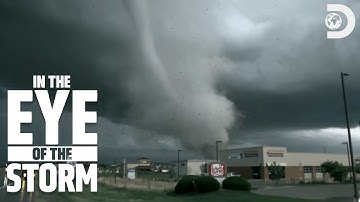 Terrifying Texas Tornado Threatens Elementary School | In the Eye of the Storm | Discovery