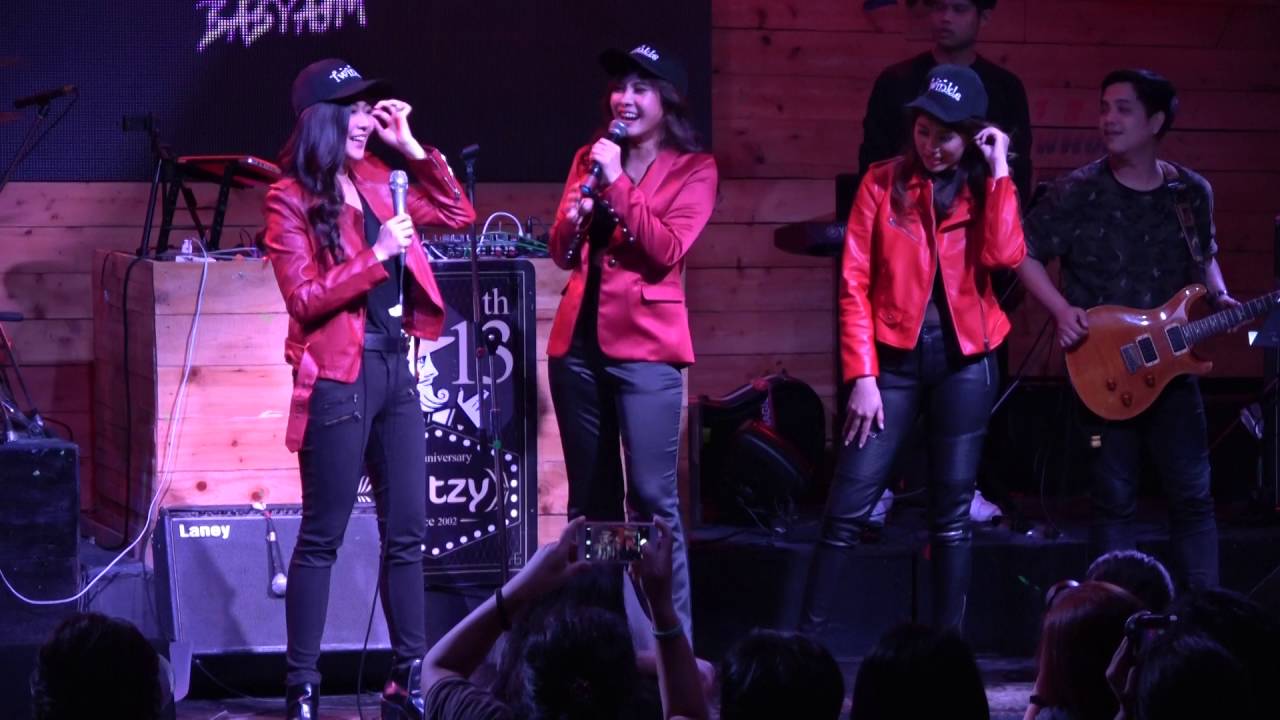 เอม น้ำ จั่น @ Glitzy Pub กาญจนบุรี 01.10.59 #aimsatida #Teamaimazing