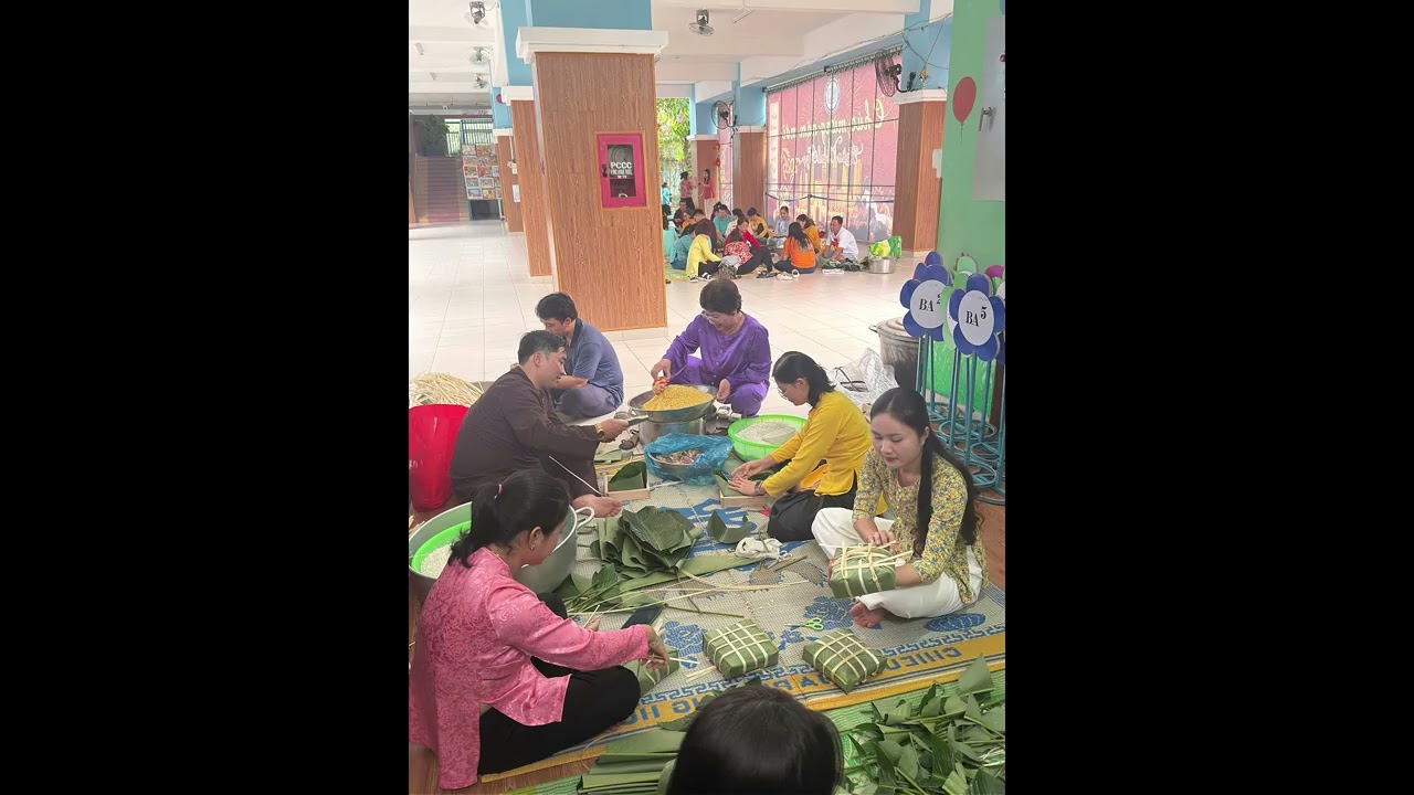 Clip gói bánh của tổ khối 4